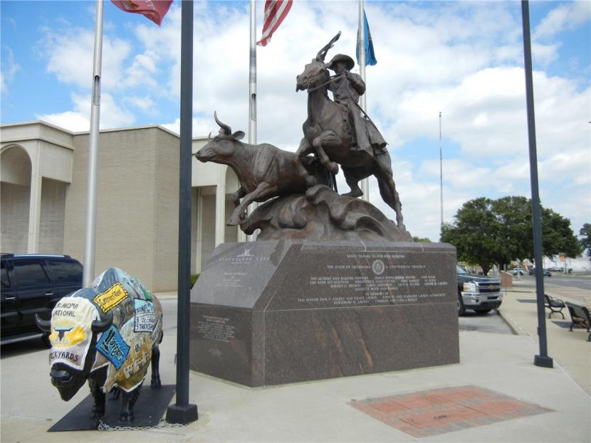 Headin' To Market Statue Base Stockyards OKC